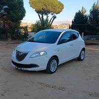 Lancia Ypsilon 1.2 69 CV 5 porte 2014