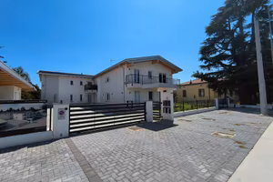 Nuovo appartamento tricamere a pochi minuti da UD