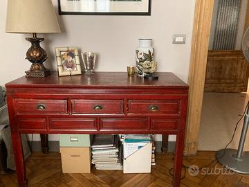 Consolle etnico in legno antico laccato rosso