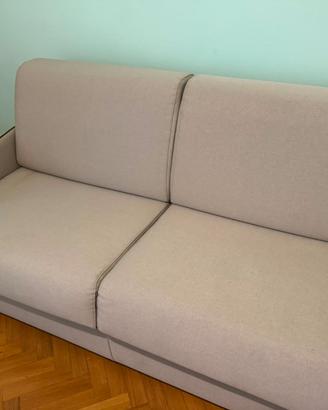Divano letto semi-nuovo