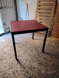 tavolo quadrato 
