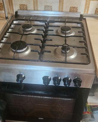 Cucina a Gas + Forno Beko