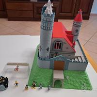 castello di paperinik con tutti i fumetti topolino