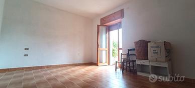 Casa indipendente su due livelli con terreno