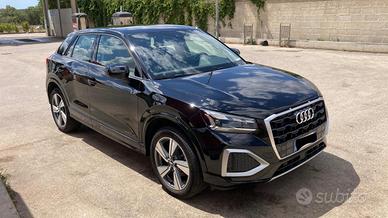 Audi Q2 35 TFSI S Tronic Identity Black