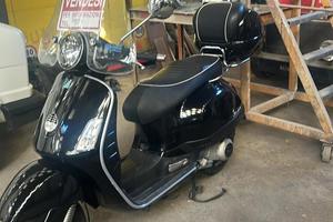Vespa Granturismo GTS 200