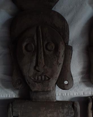 Figure in legno africane
