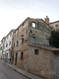Casa indipendente a Monterado vicino Senigallia