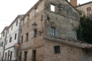 Casa indipendente a Monterado vicino Senigallia