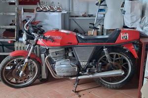 moto MV AGUSTA ANNO 1977