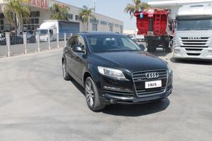 Audi Q7 3.0 V6 TDI 233CV quattro tiptronic