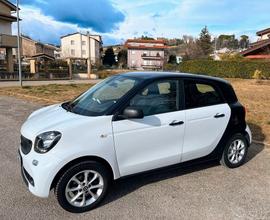 Smart Four Fours immatricolata 2016