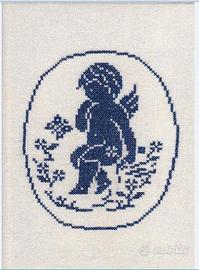 Quadro Putto blu ricamo a mano su lino