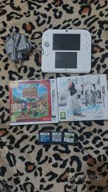 console nintendo 2ds + 5 giochi + caricatore 