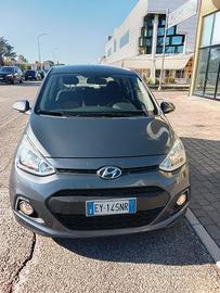 Toyota Hyundai i10