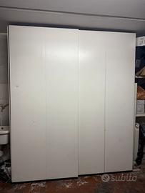Armadio IKEA ante scorrevoli