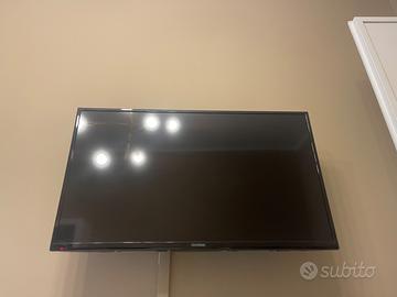 TV Telefunken 92cm X 54cm