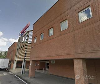 Immobile in asta di 1050 m² con 1 locale a Corte F