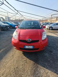 Toyota Yaris 1.0 5 porte