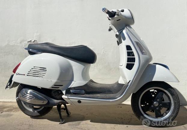Ricambi vespa gts 300 super 2011 km 13.077 gtv 250