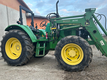 Trattore Jhon Deere 6215 senza cabina