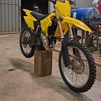 Suzuki RM 125 - 2003