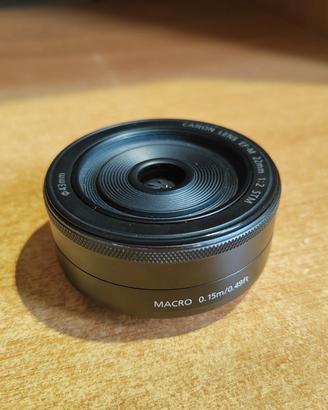 Obiettivo Canon EF-M 22mm f/2.0 STM