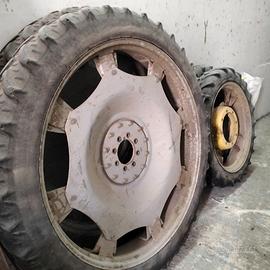 Pneumatici stretti per trattore