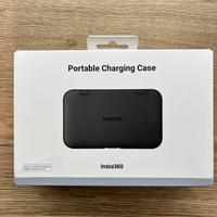 Portable charging case insta360