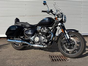 Royal Enfield Super Meteor 650
