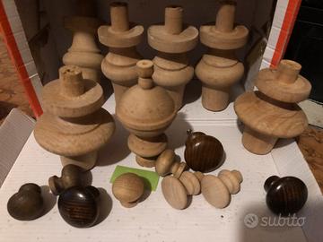 Piedini e pomoli  legno