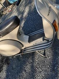 Vespa px 200 conservata, originale.