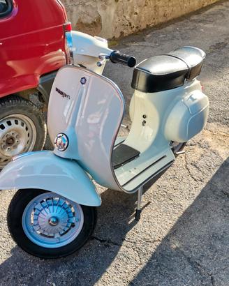 Piaggio Vespa Primavera 125 demolita