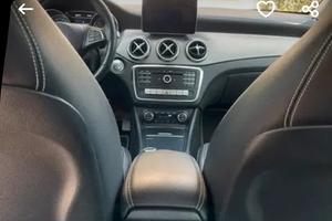 Mercedes GLA 200 SPORT 