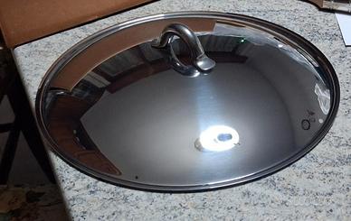 Coperchio ALESSI SG200/28 "Mami"
0 cm 28 / 0 11'
D