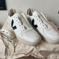 VEJA V10 bianche/nere