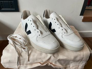 VEJA V10 bianche/nere