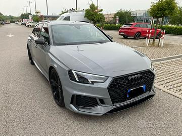 Audi RS4 2.9 TFSI 450cv carboceramica