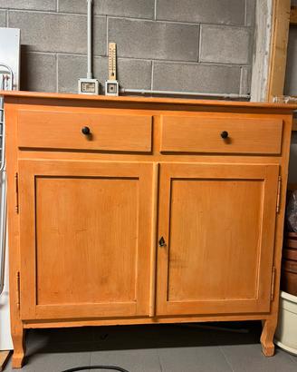Credenza arte povera