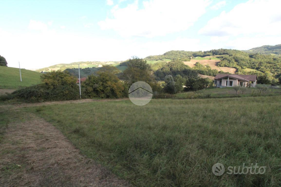 TER. RESIDENZIALE A LANGHIRANO - Vista 6