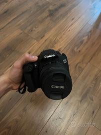 CANON EOS 2000D - KIT 18-55mm IS II