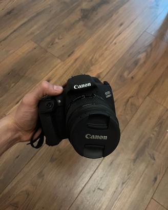 CANON EOS 2000D - KIT 18-55mm IS II