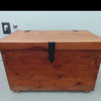 baule di legno vecchio