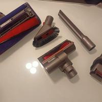 Set accessori Dyson V8