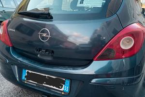 opel corsa D 1.2 80 cv GPL enjoy