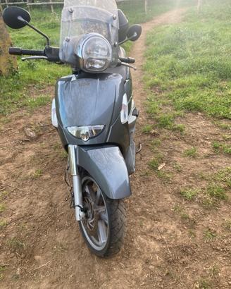 Scooter  scarabeo aprilia 500