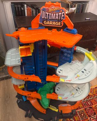 Garage hot wheels