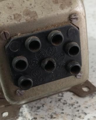Trasformatore  Volt 220 con multiuscite