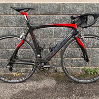 BICI DA CORSA IN CARBONIO OPERA PINARELLO