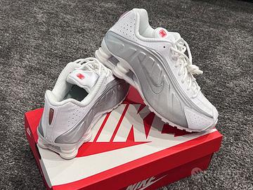 Nike shox R4